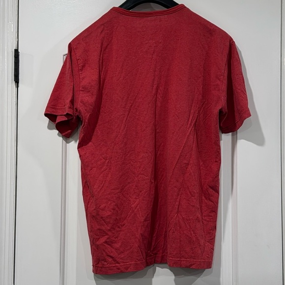 Disney Red Mickey Mouse Men's Shirt Size Large - Picture 4 of 4